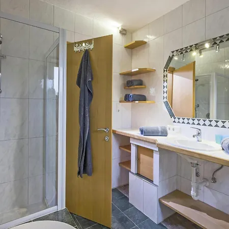 In Near Lifts Apartment