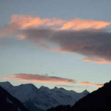 Apartment In Near Lifts