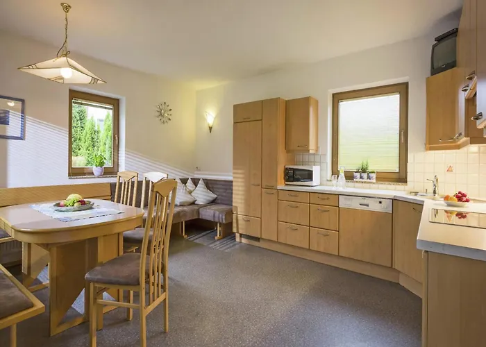 شقة In Near Lifts