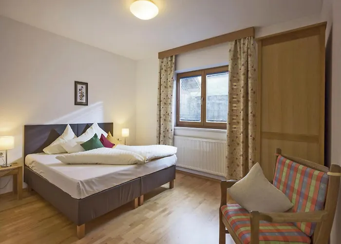 In Near Lifts شقة *